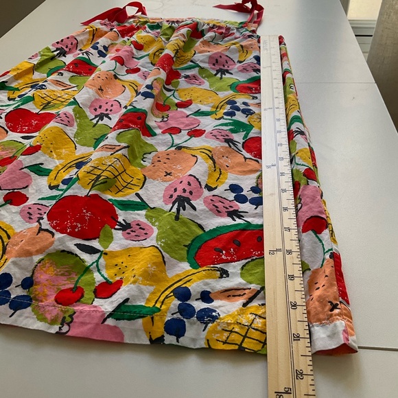 Hanna Andersson Size 8 (130) White Fruit Print Dress with Red Ties - Picture 8 of 9